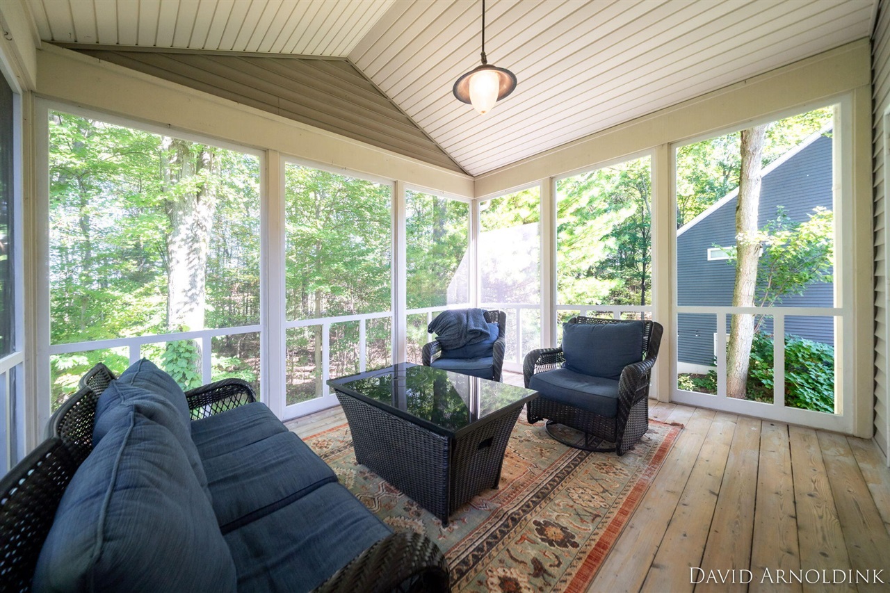 461 Island View Drive, Holland, MI, 49424