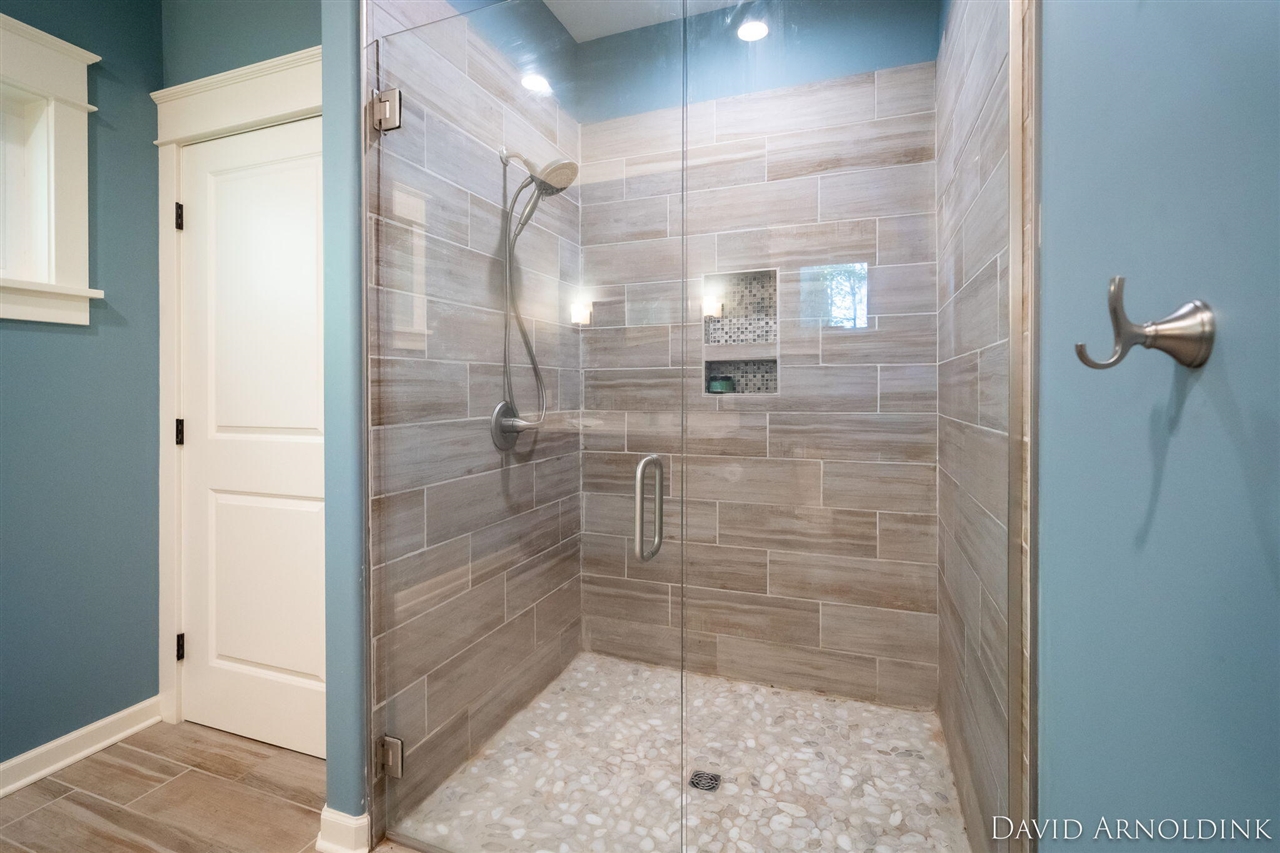 461 Island View Drive, Holland, MI, 49424