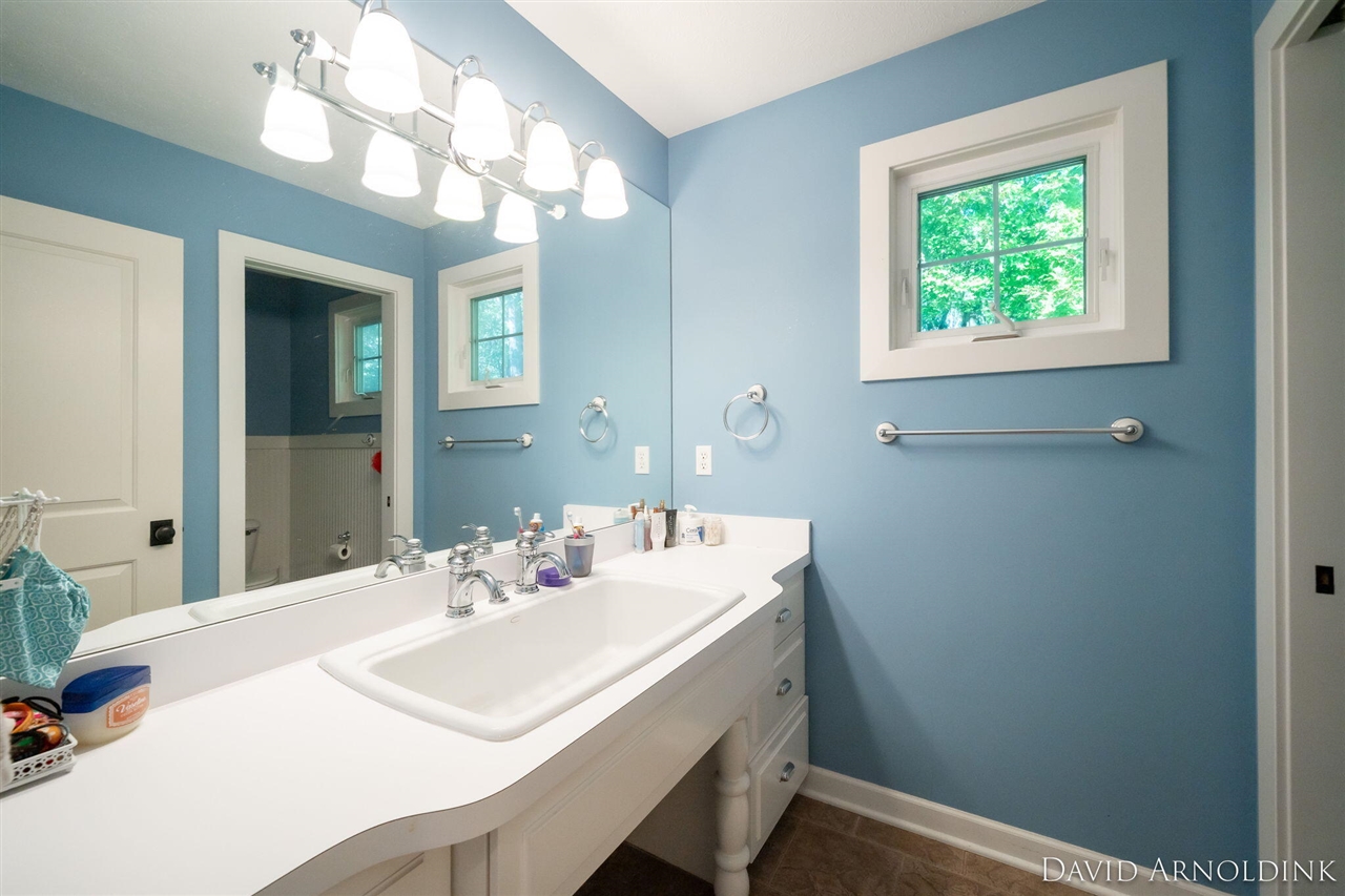 461 Island View Drive, Holland, MI, 49424