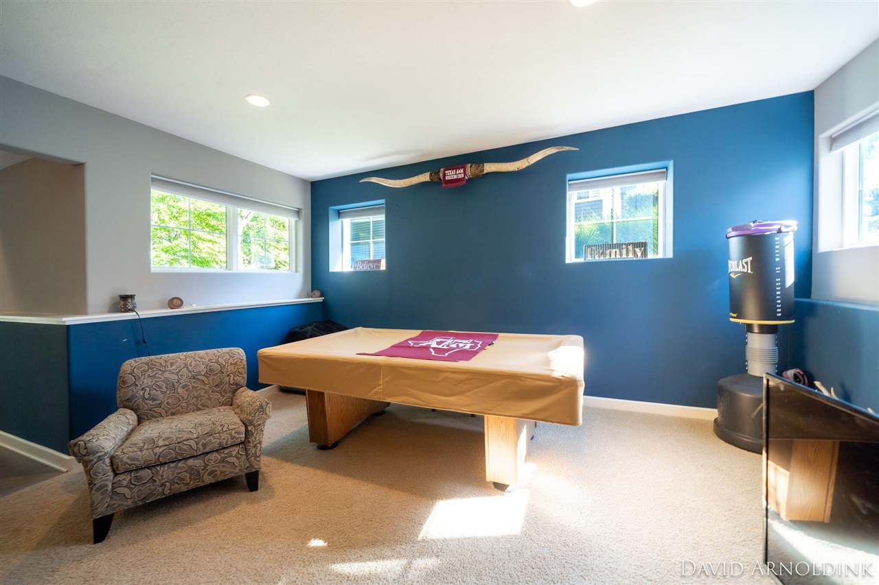 461 Island View Drive, Holland, MI, 49424