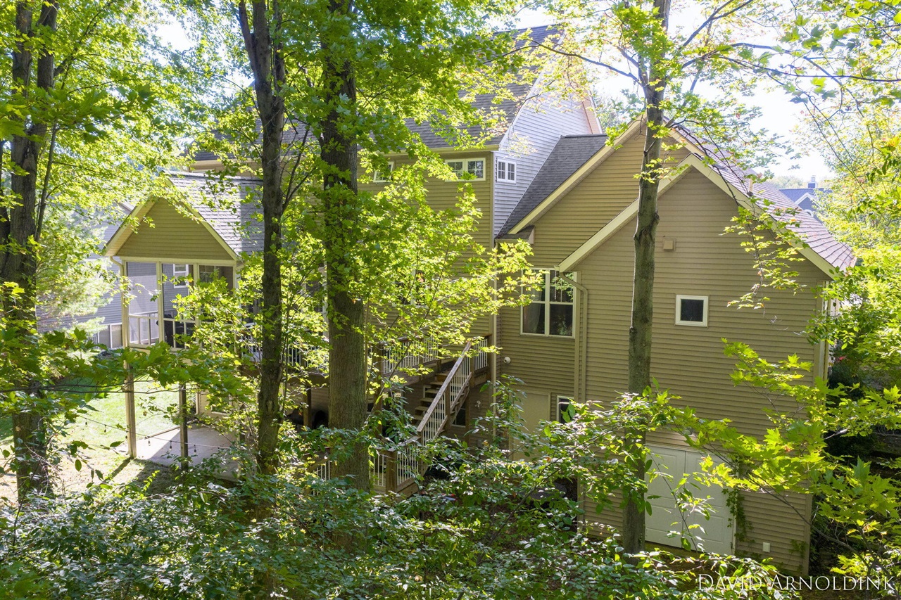 461 Island View Drive, Holland, MI, 49424