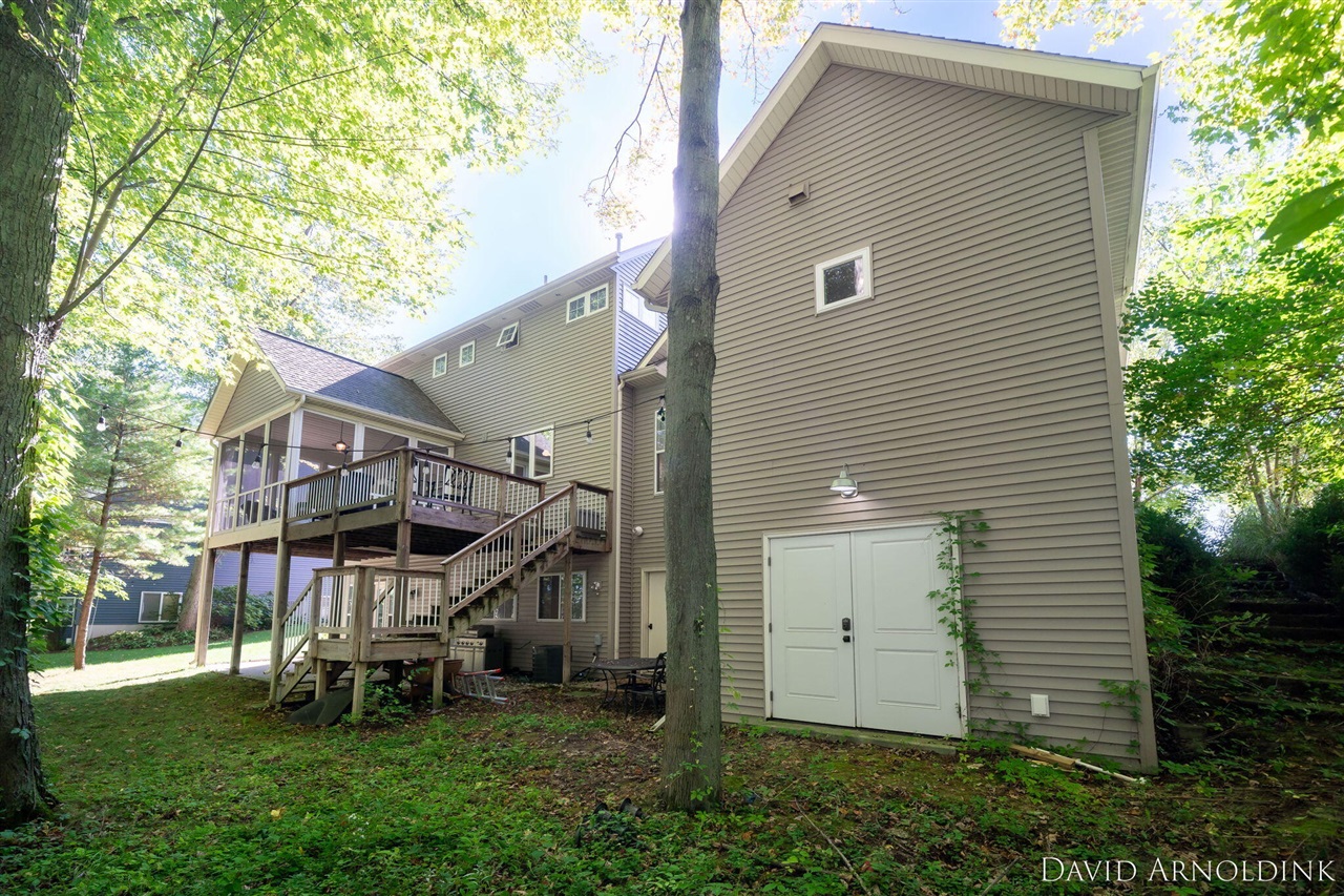 461 Island View Drive, Holland, MI, 49424