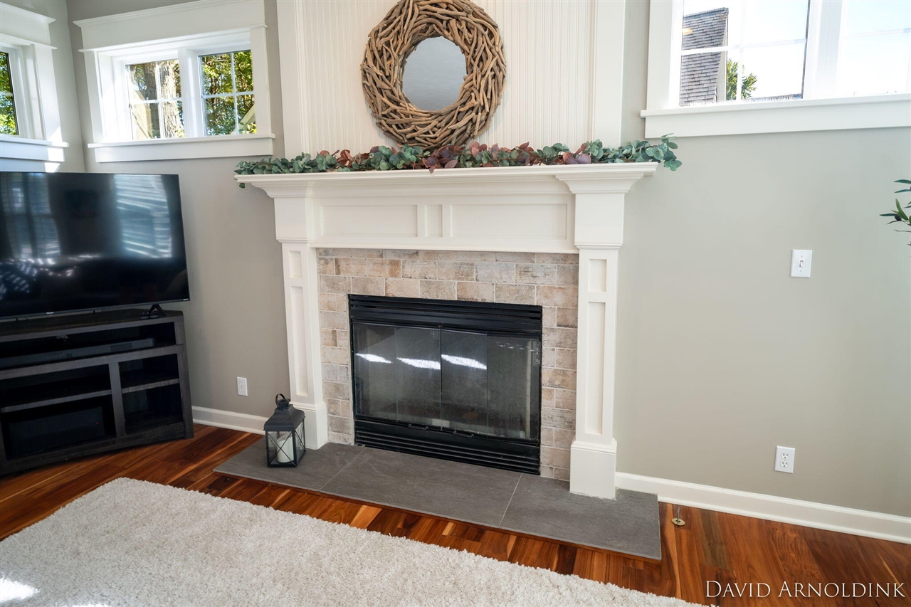 461 Island View Drive, Holland, MI, 49424