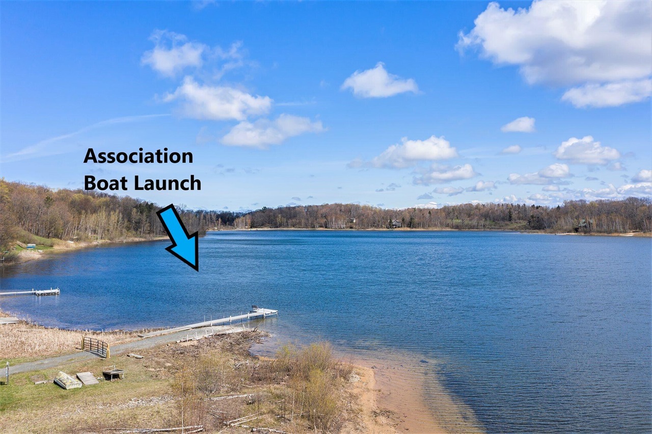 5424 W Oak Point Road, Ludington, MI, 49431
