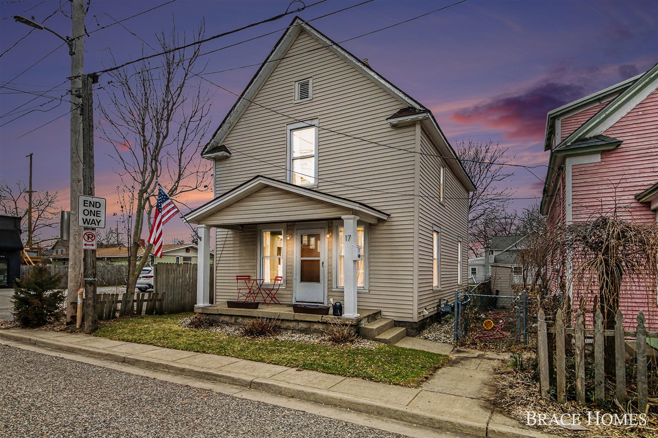 17 Vandine Place, Grand Rapids, MI, 49503-3553