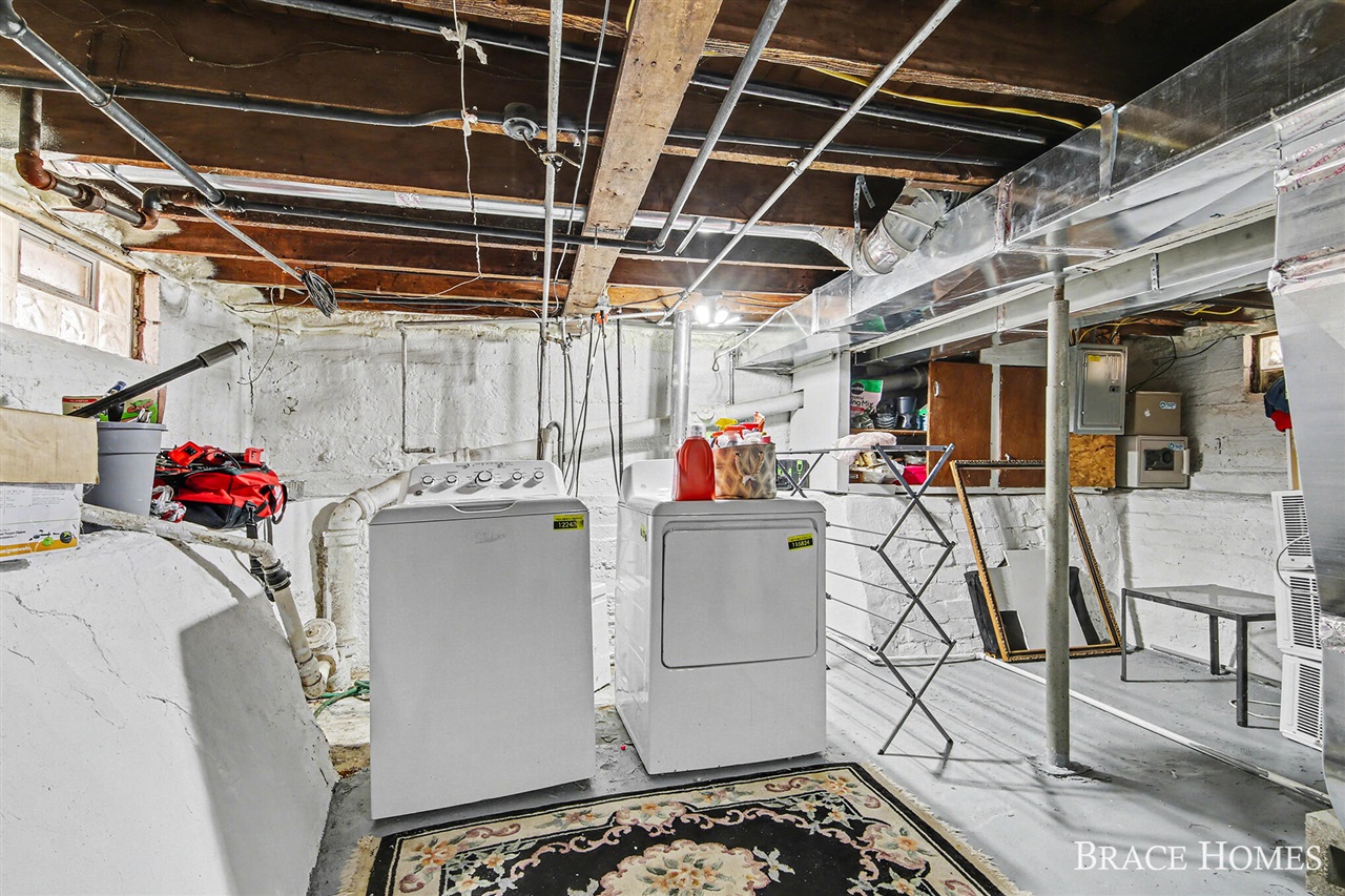 17 Vandine Place, Grand Rapids, MI, 49503-3553