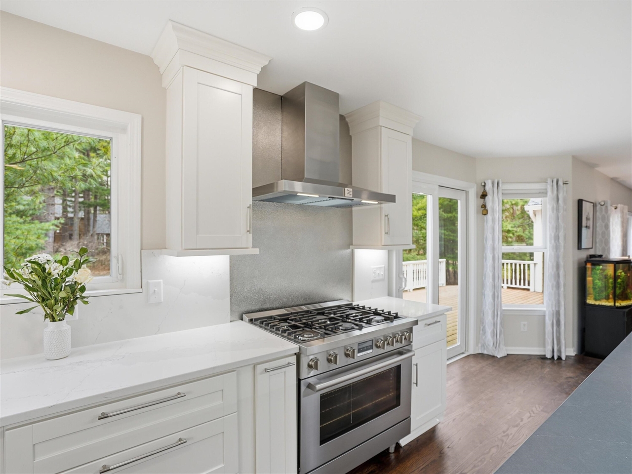 11542 Lancelot Lane, Pinckney, MI, 48169-9083