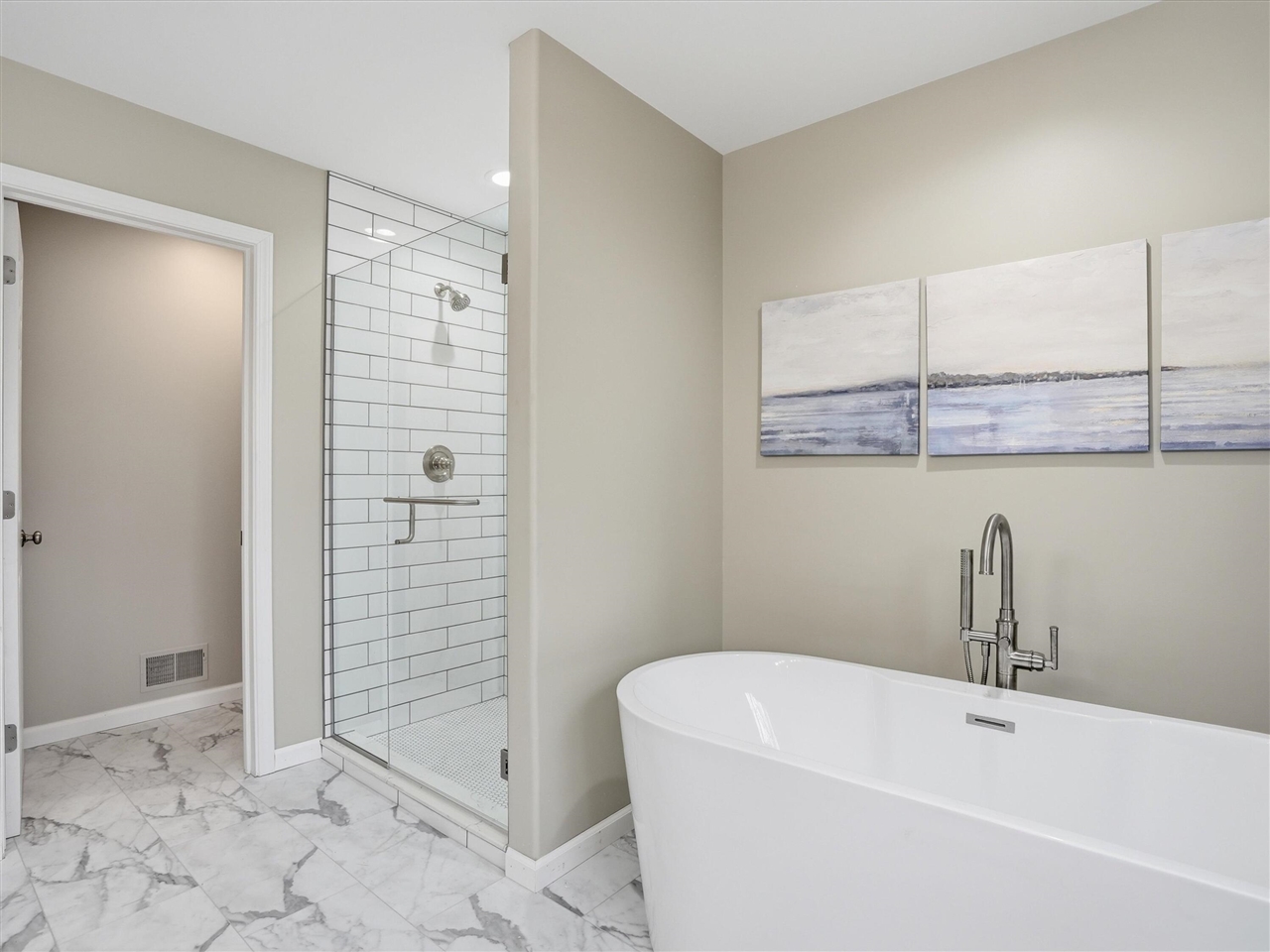 11542 Lancelot Lane, Pinckney, MI, 48169-9083