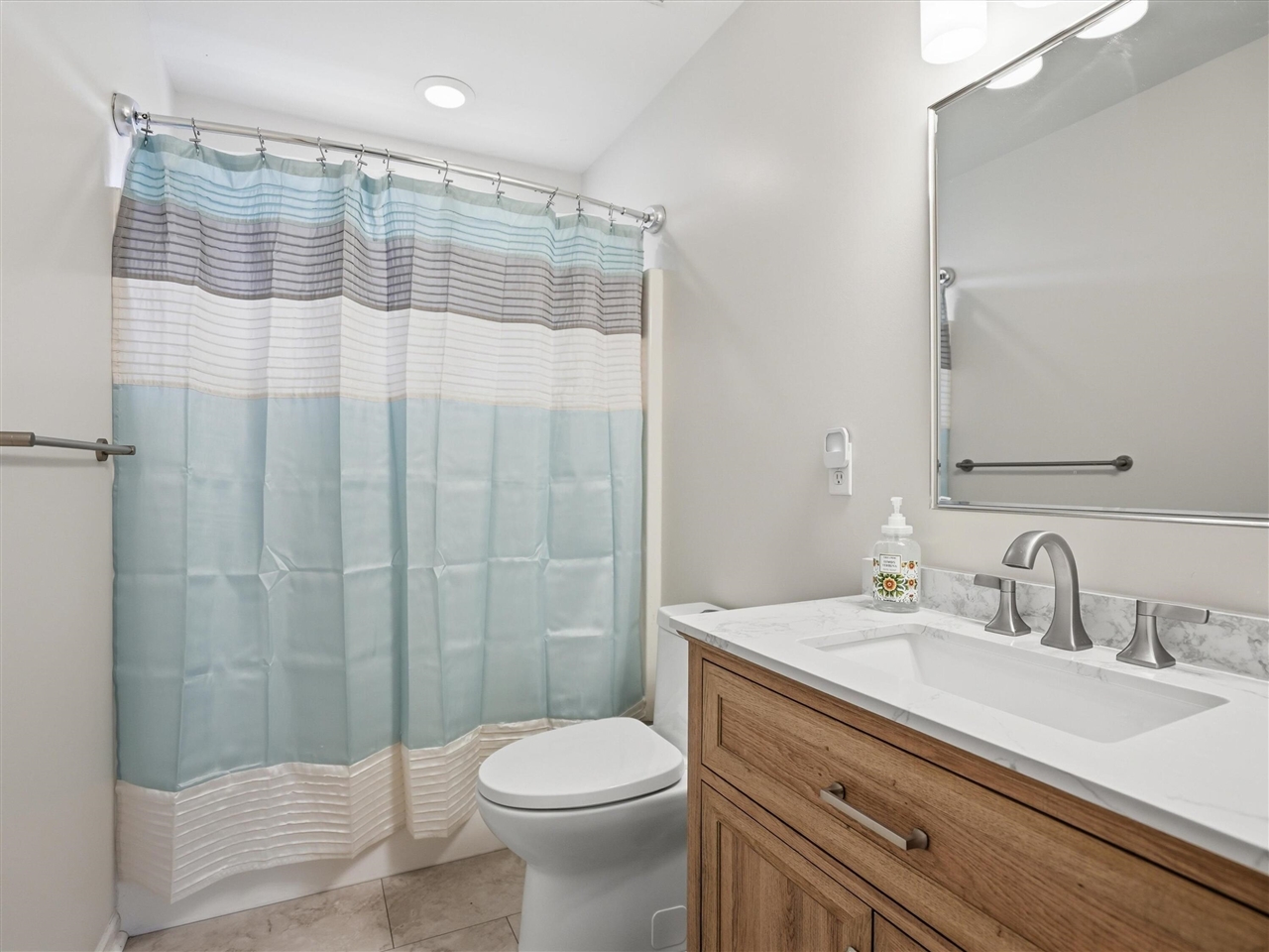 11542 Lancelot Lane, Pinckney, MI, 48169-9083