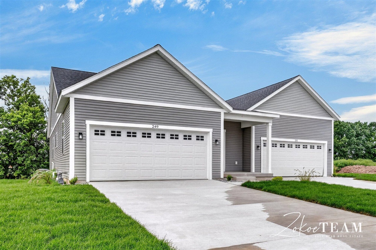 3rd image of 251 Hazelnut Dr, Coopersville, MI 49404 | MLS# 70521140