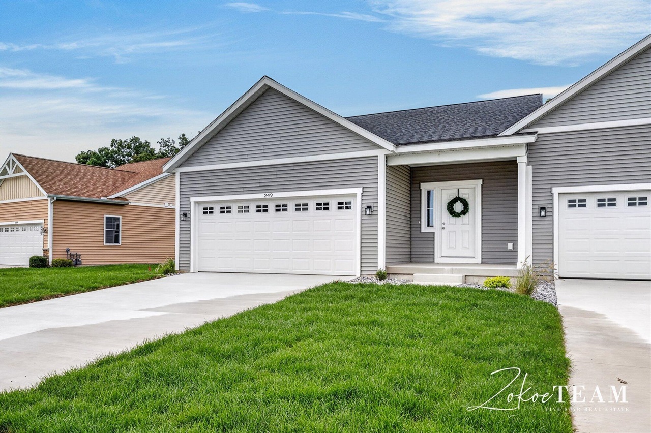1st image of 249 Hazelnut Dr, Coopersville, MI 49404 | MLS# 70521143
