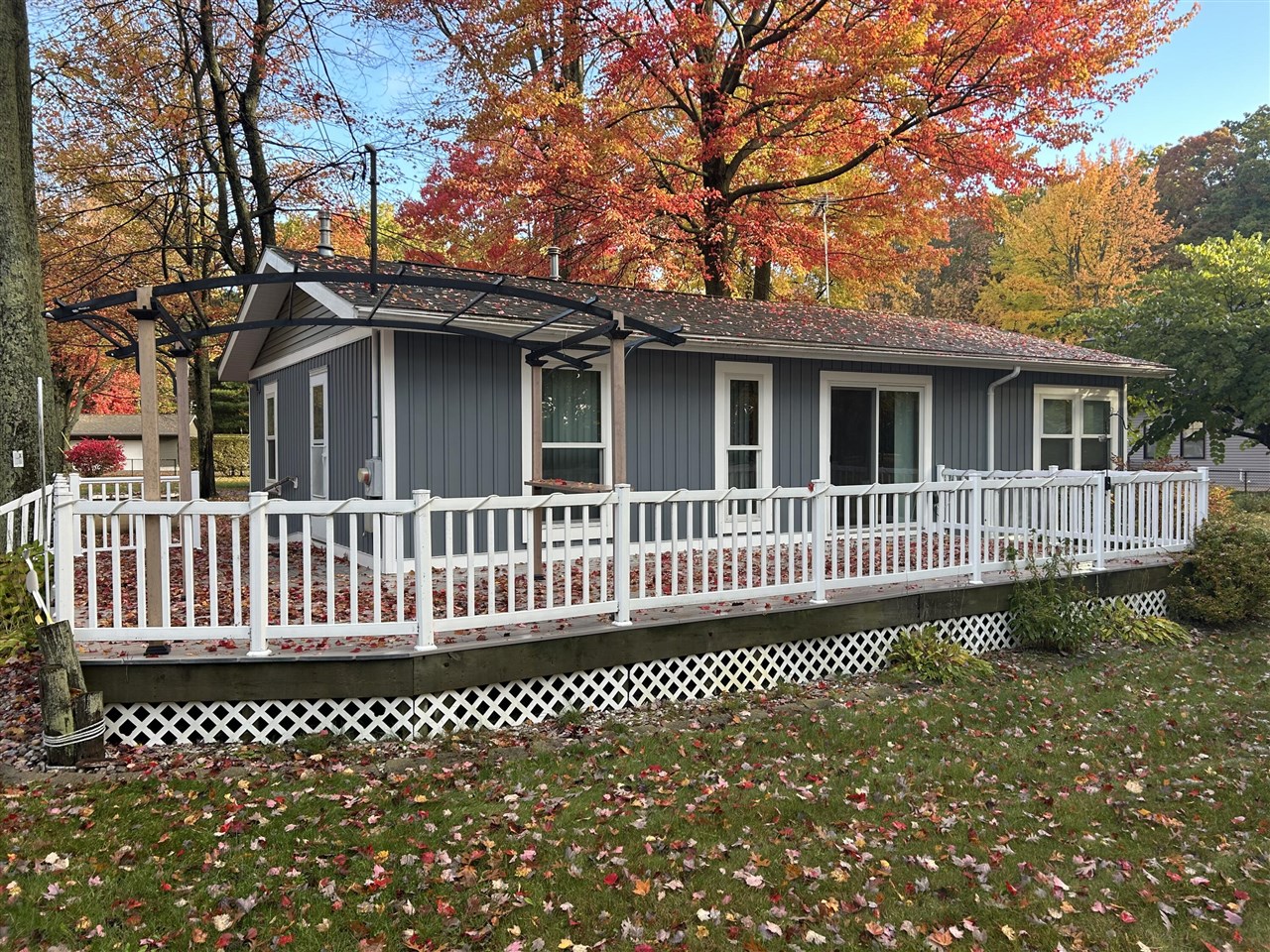 3259 Wolf Lake Drive, Baldwin, MI, 49304-8494