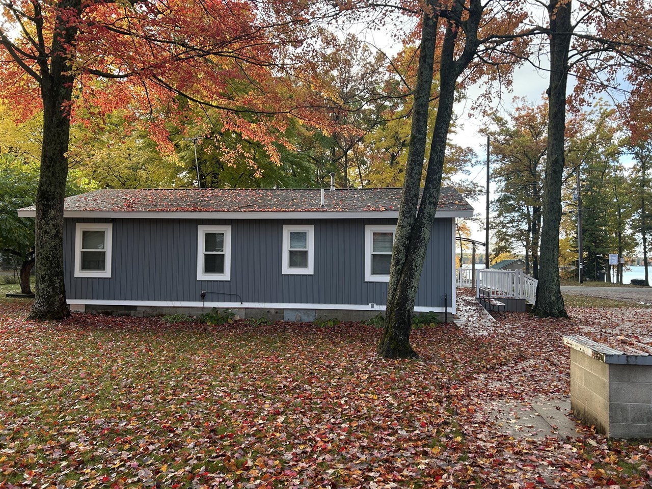 3259 Wolf Lake Drive, Baldwin, MI, 49304-8494