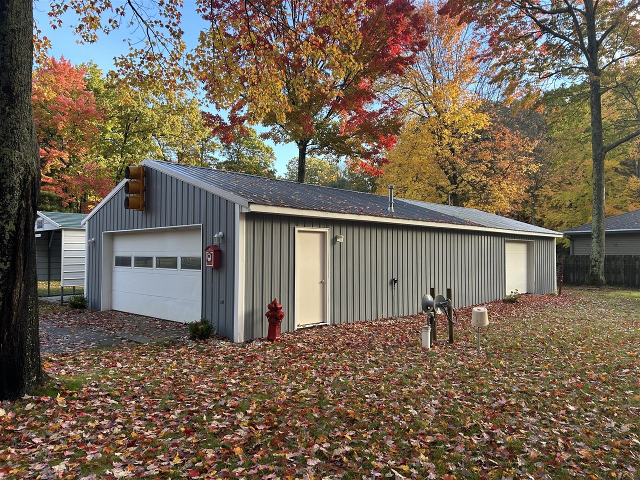 3259 Wolf Lake Drive, Baldwin, MI, 49304-8494