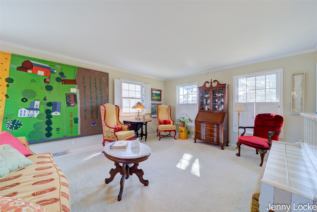 1530 Bayview Drive, Norton Shores, MI, 49441-5204