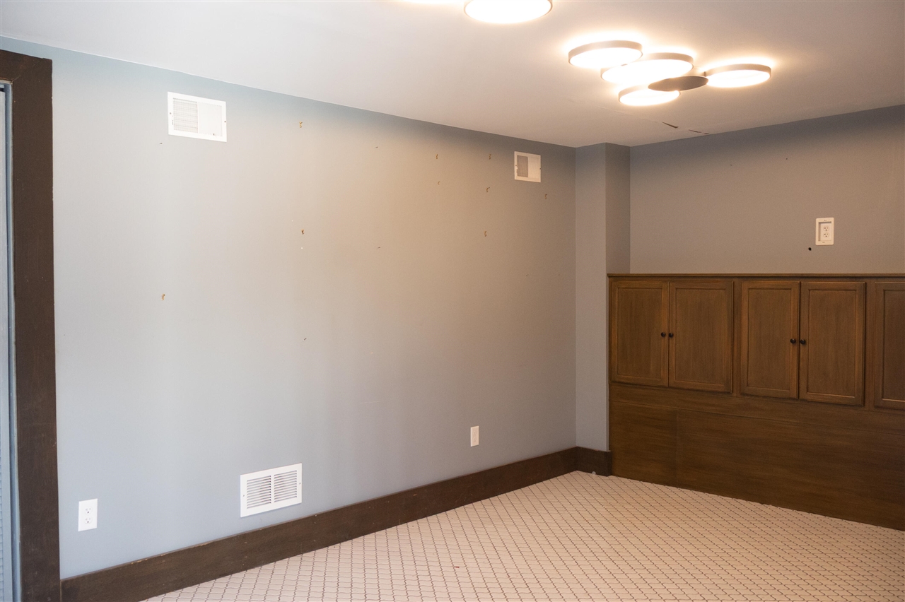 427 S Whittaker Street, New Buffalo, MI, 49117