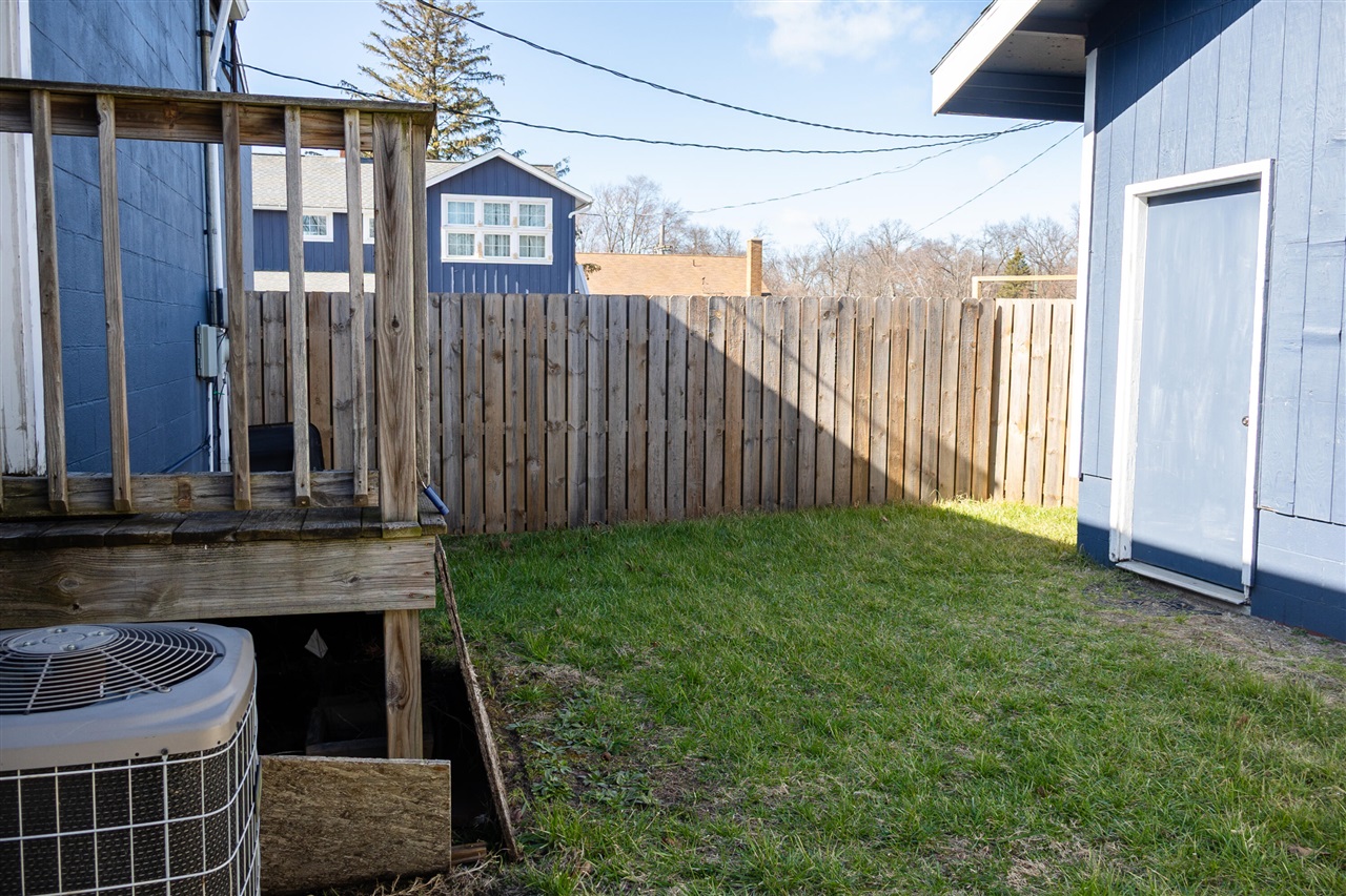 427 S Whittaker Street, New Buffalo, MI, 49117