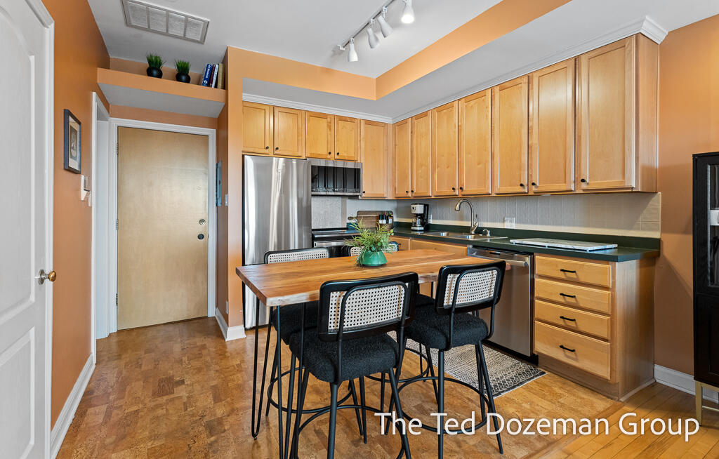 17 W 10th Street UNIT&nbsp;450, Holland, MI, 49423-3182