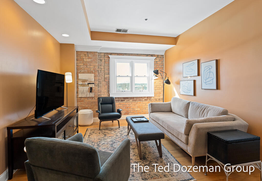 17 W 10th Street UNIT&nbsp;450, Holland, MI, 49423-3182