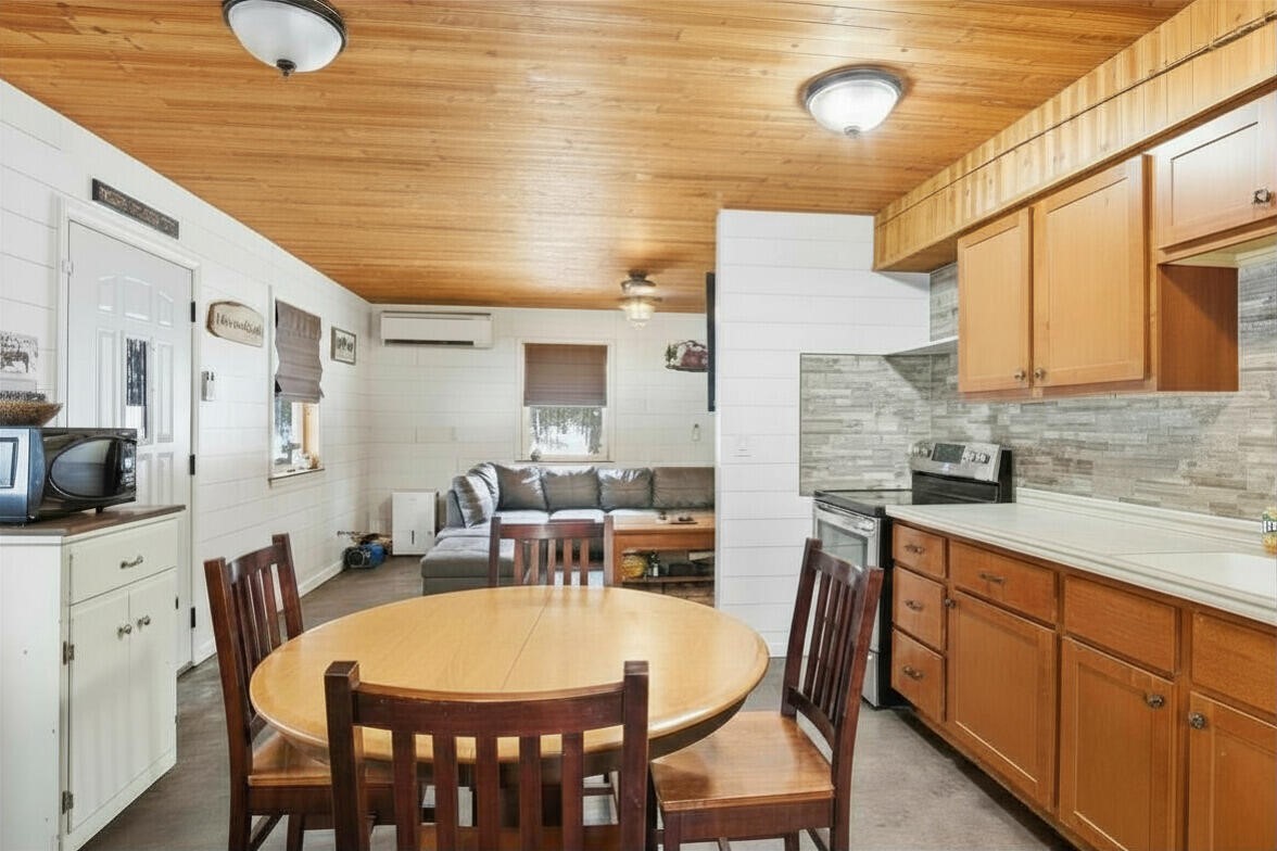 4813 W 48th Street, Baldwin, MI, 49304-7145