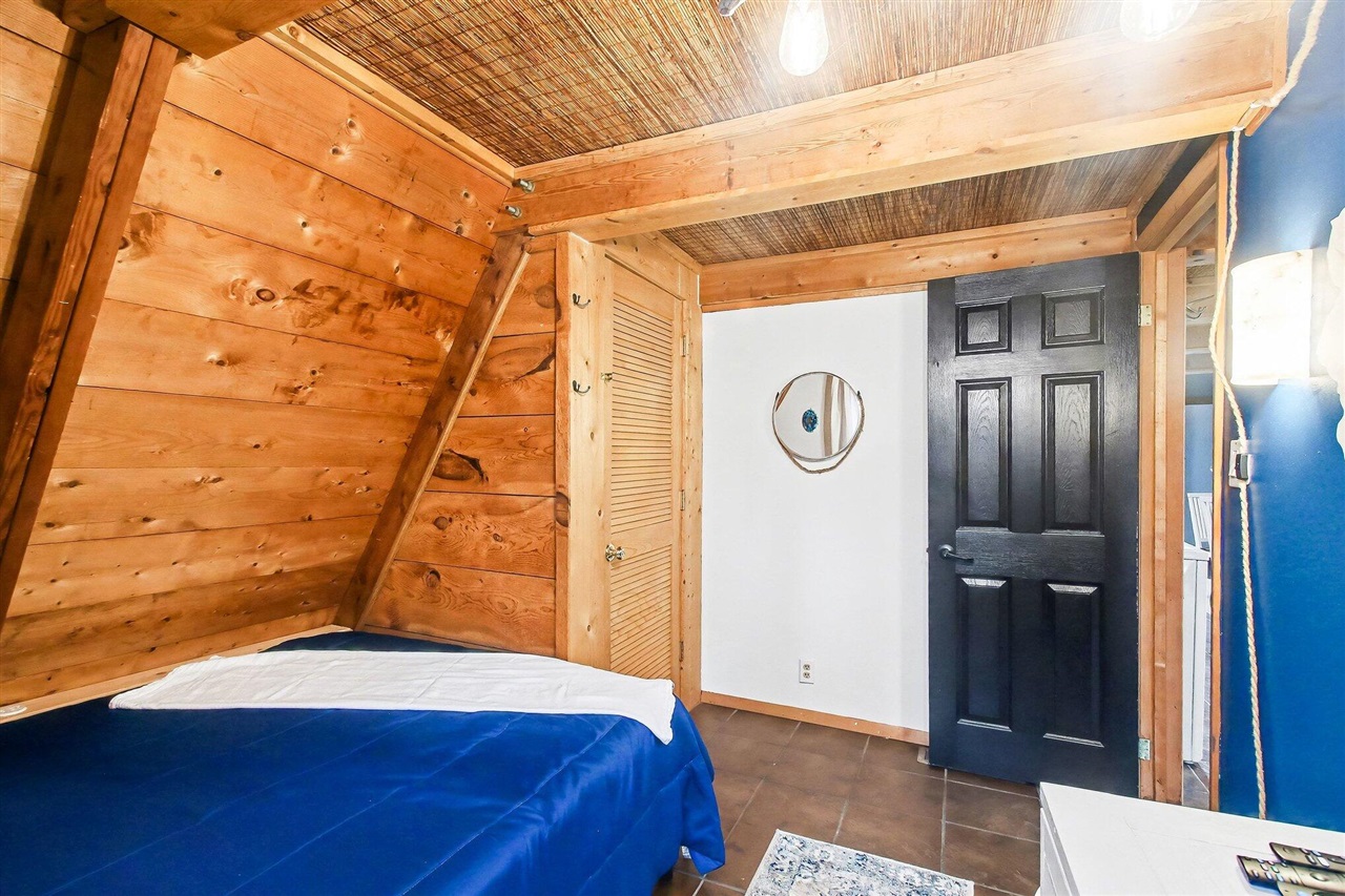 7149 Maple Avenue, South Haven, MI, 49090