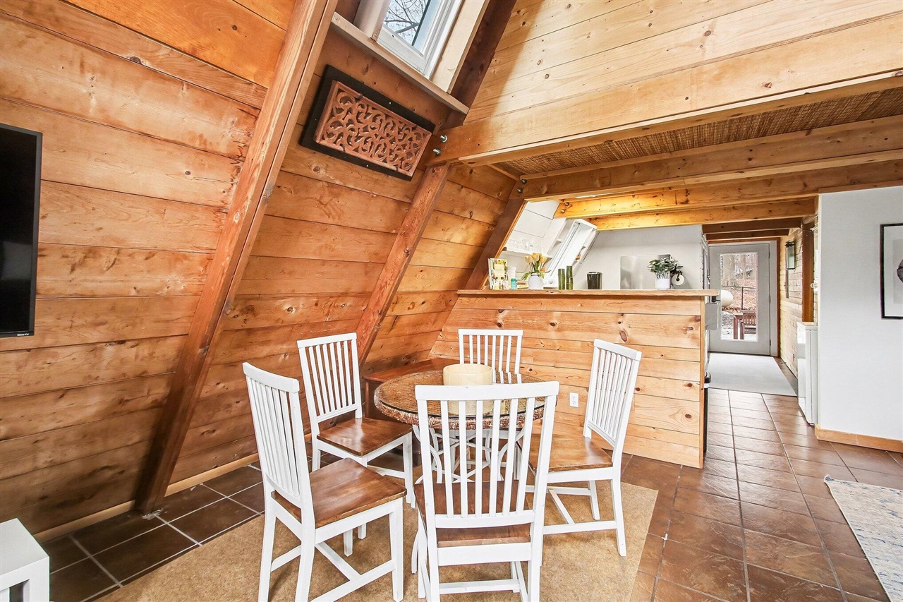 7149 Maple Avenue, South Haven, MI, 49090