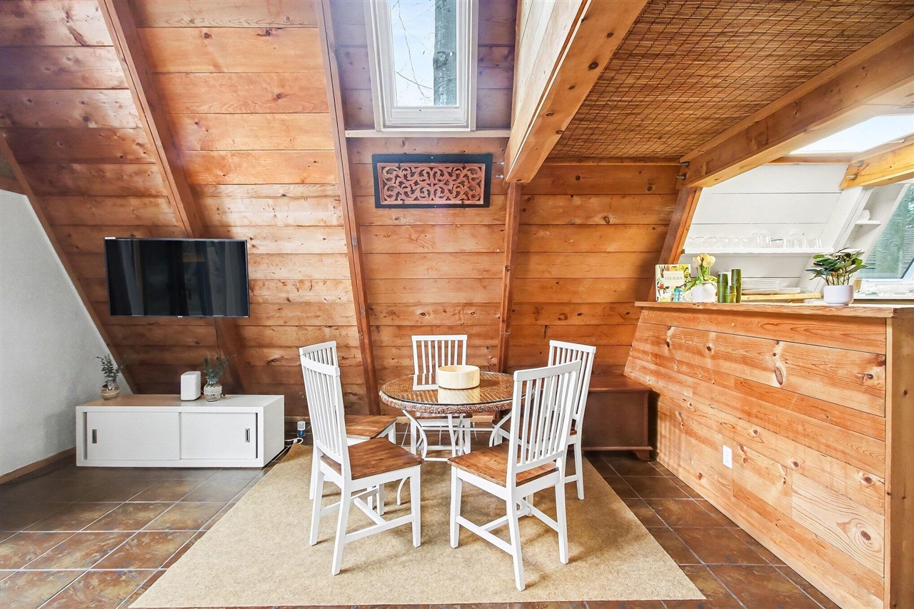 7149 Maple Avenue, South Haven, MI, 49090