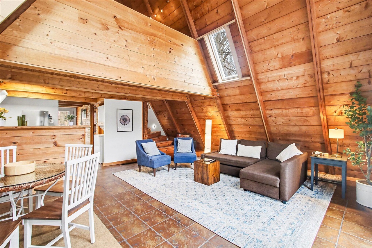 7149 Maple Avenue, South Haven, MI, 49090