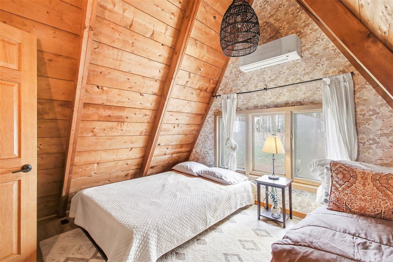 7149 Maple Avenue, South Haven, MI, 49090