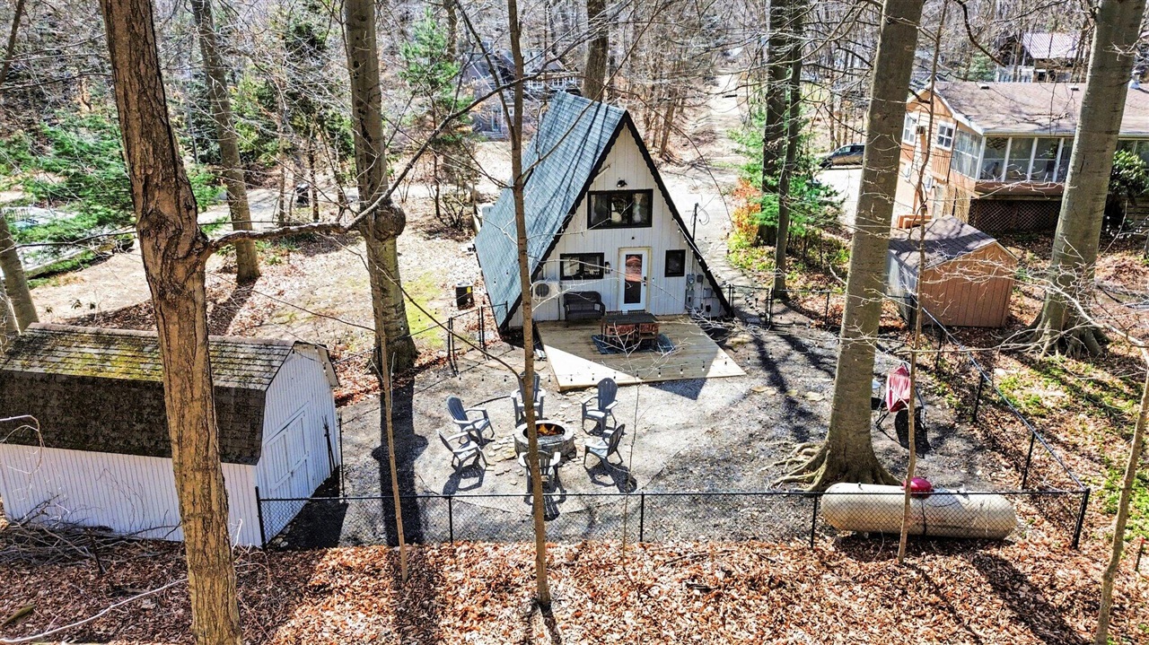 7149 Maple Avenue, South Haven, MI, 49090