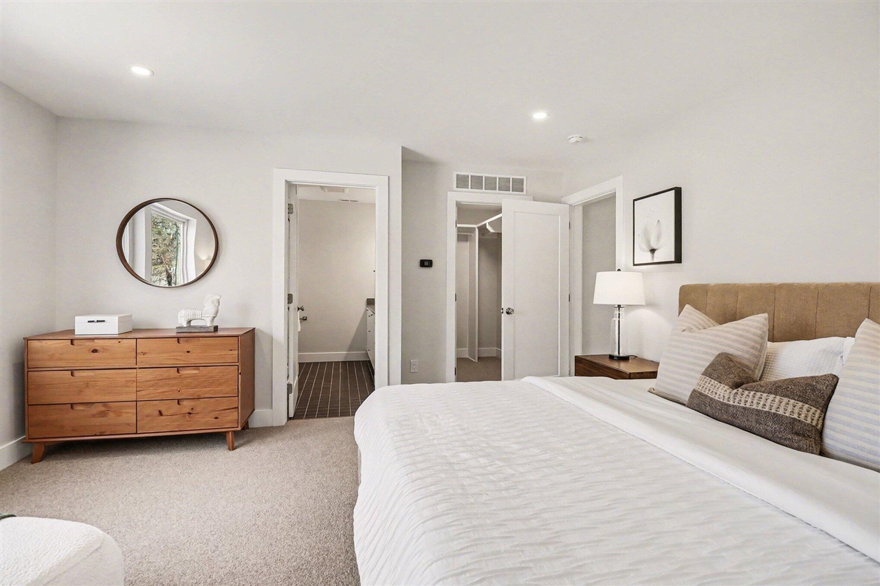 207 Sunset Road, Ann Arbor, MI, 48103