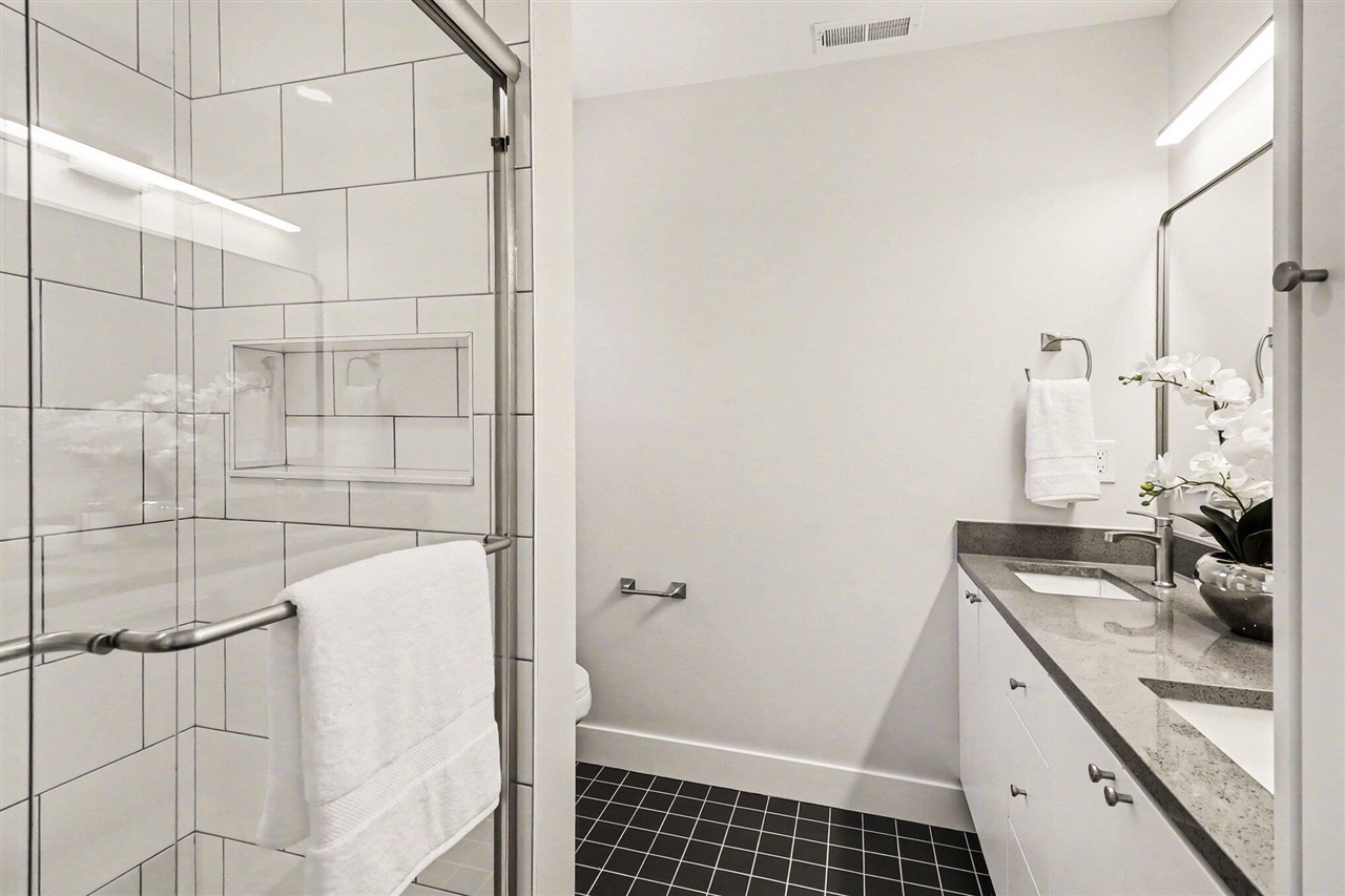 207 Sunset Road, Ann Arbor, MI, 48103