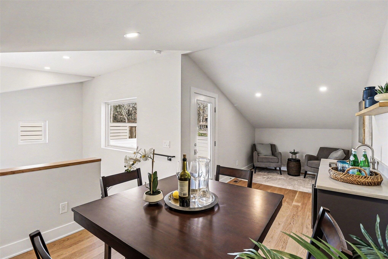 207 Sunset Road, Ann Arbor, MI, 48103