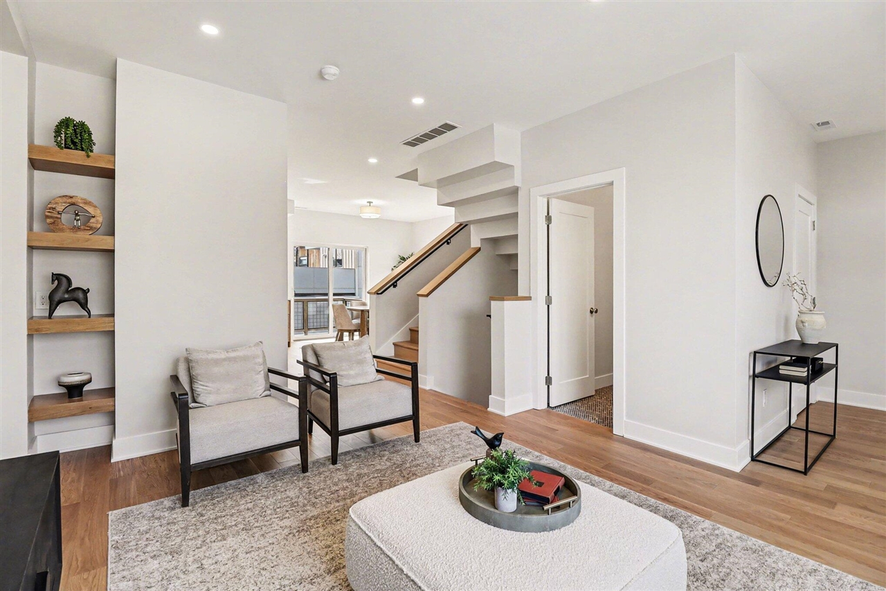 207 Sunset Road, Ann Arbor, MI, 48103