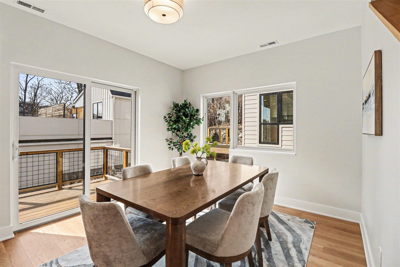 207 Sunset Road, Ann Arbor, MI, 48103