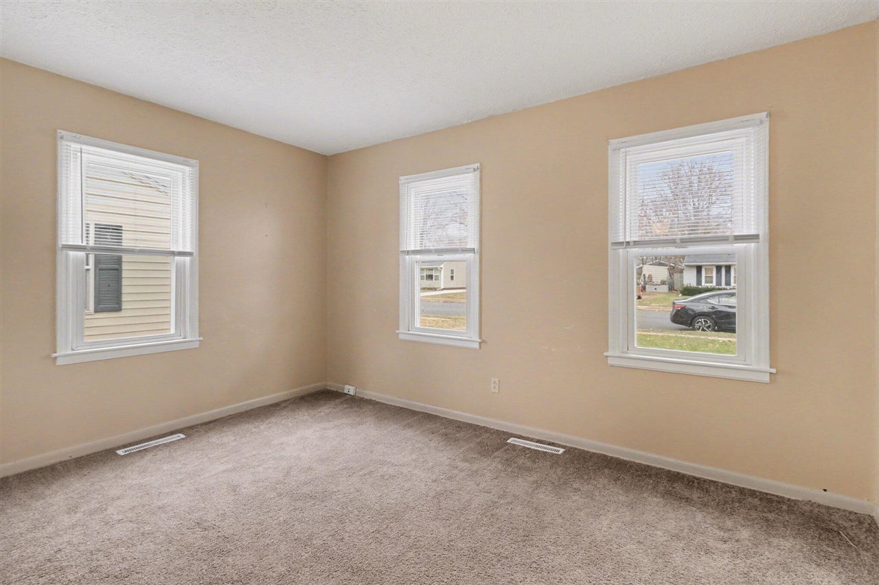 91 N Cedar Avenue, Battle Creek, MI, 49037-1448