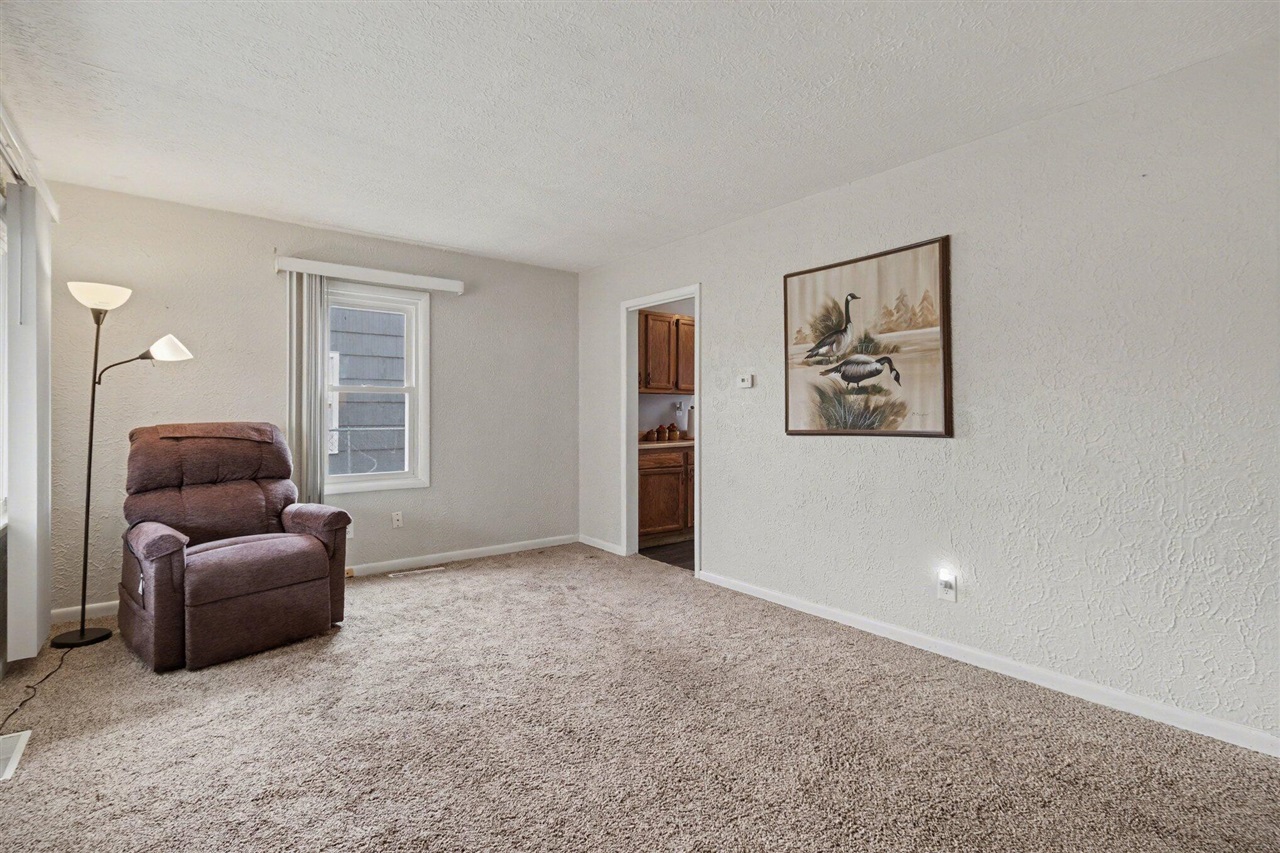 91 N Cedar Avenue, Battle Creek, MI, 49037-1448