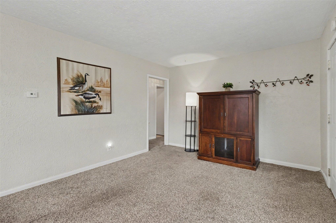 91 N Cedar Avenue, Battle Creek, MI, 49037-1448