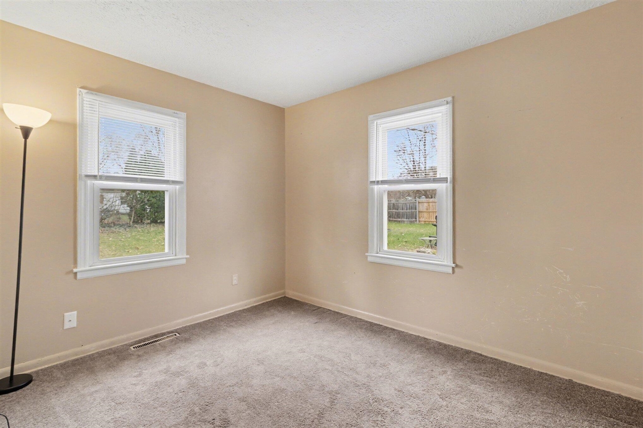 91 N Cedar Avenue, Battle Creek, MI, 49037-1448