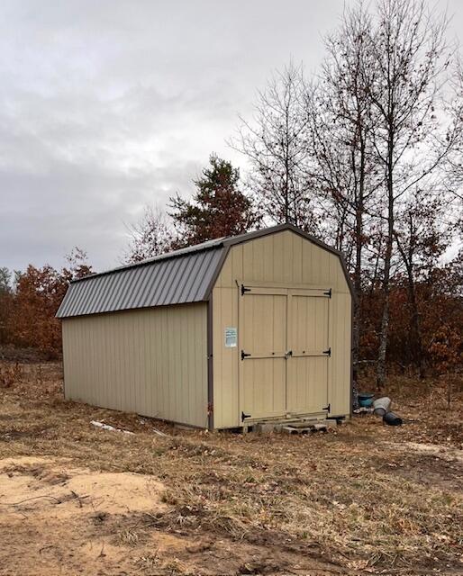 2319 E 38th Street, Idlewild, MI, 49642-8612