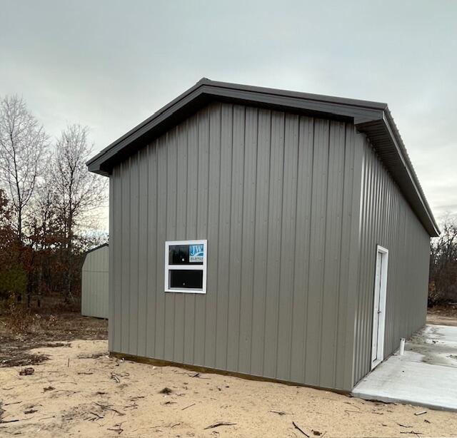 2319 E 38th Street, Idlewild, MI, 49642-8612