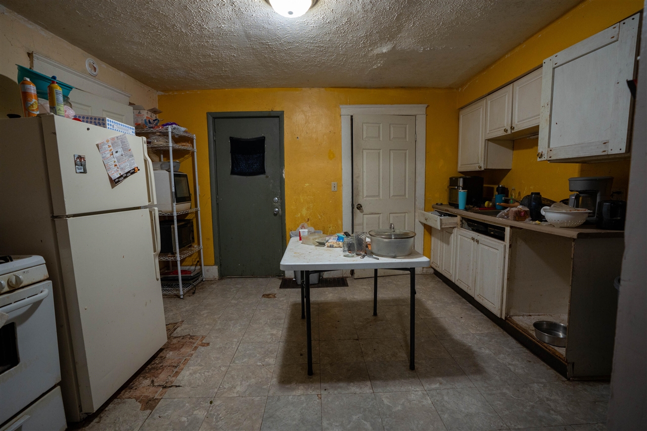 1712 New York Avenue, Lansing, MI, 48906-4544