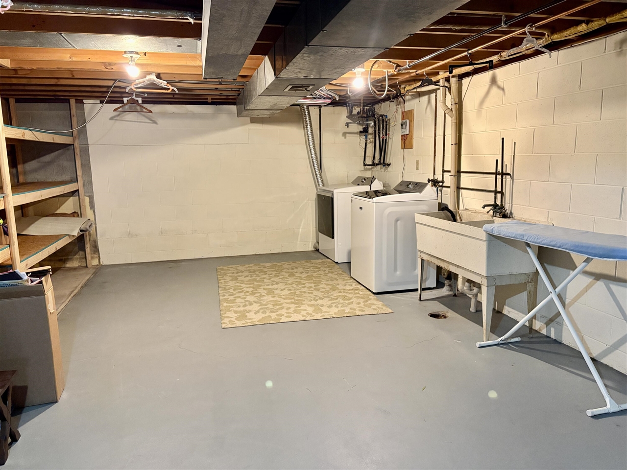 1160 W Laketon Avenue, Muskegon, MI, 49441-2802