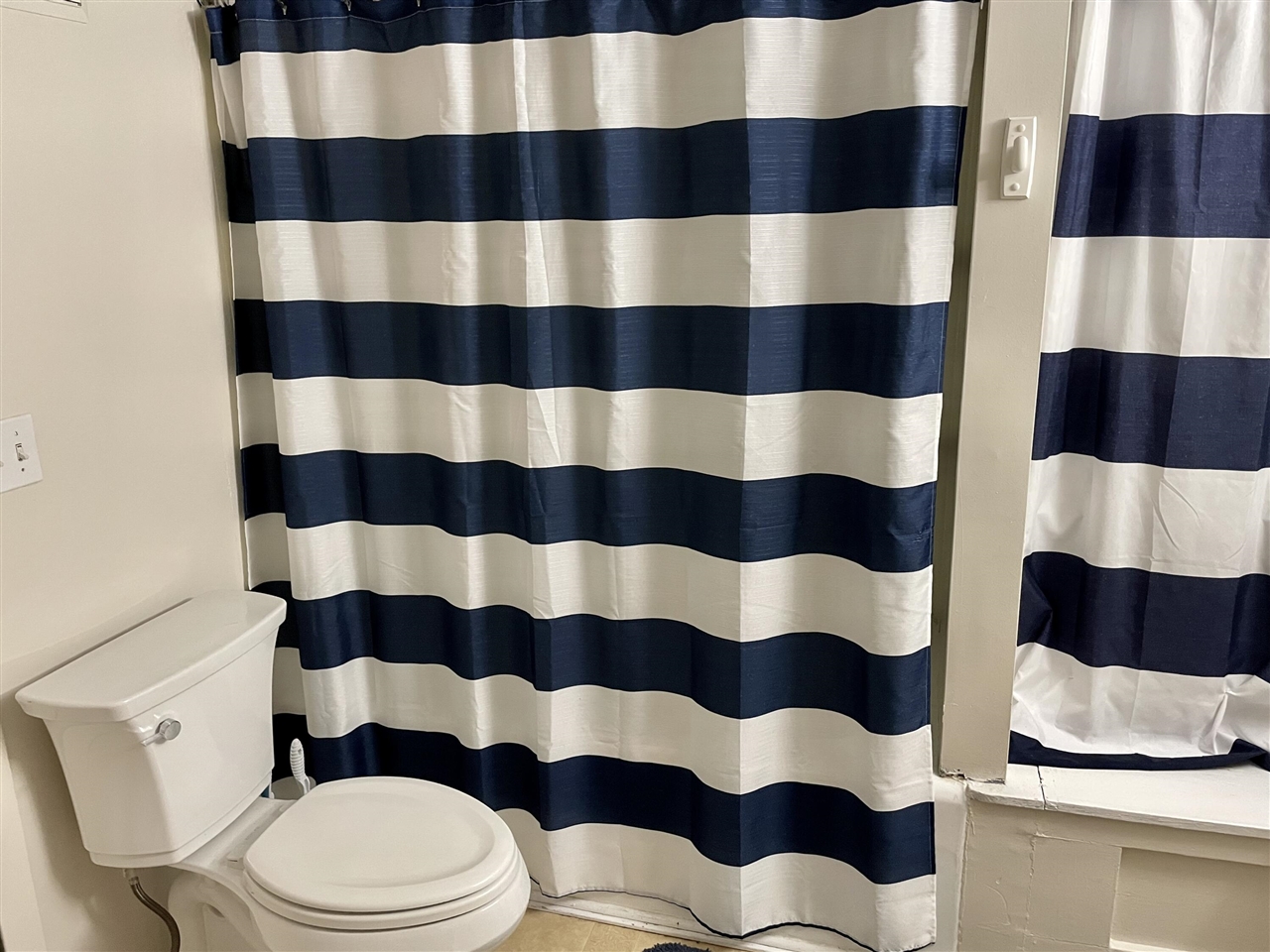 1160 W Laketon Avenue, Muskegon, MI, 49441-2802