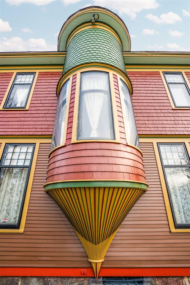 1401 Greenwood Avenue, Jackson, MI, 49203-4070