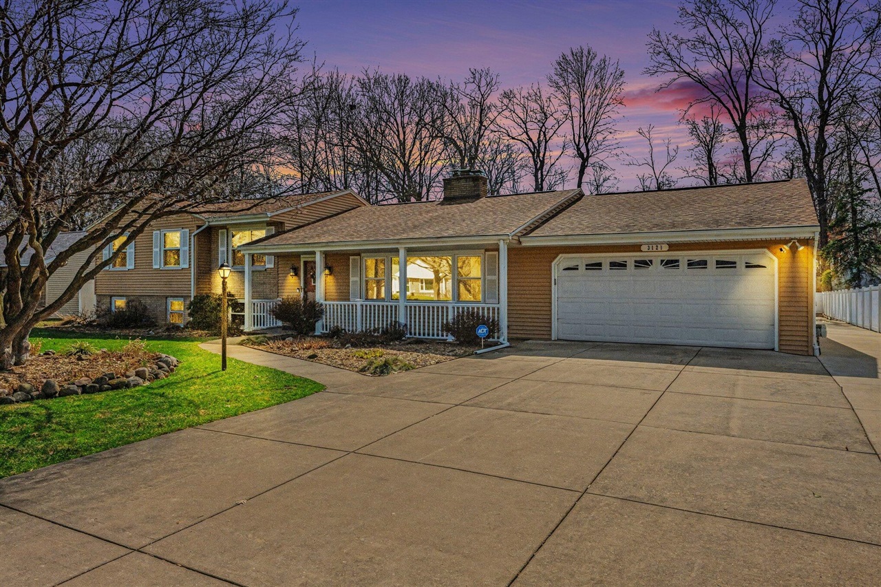 3121 Fleetwood Drive, Portage, MI, 49024-5606