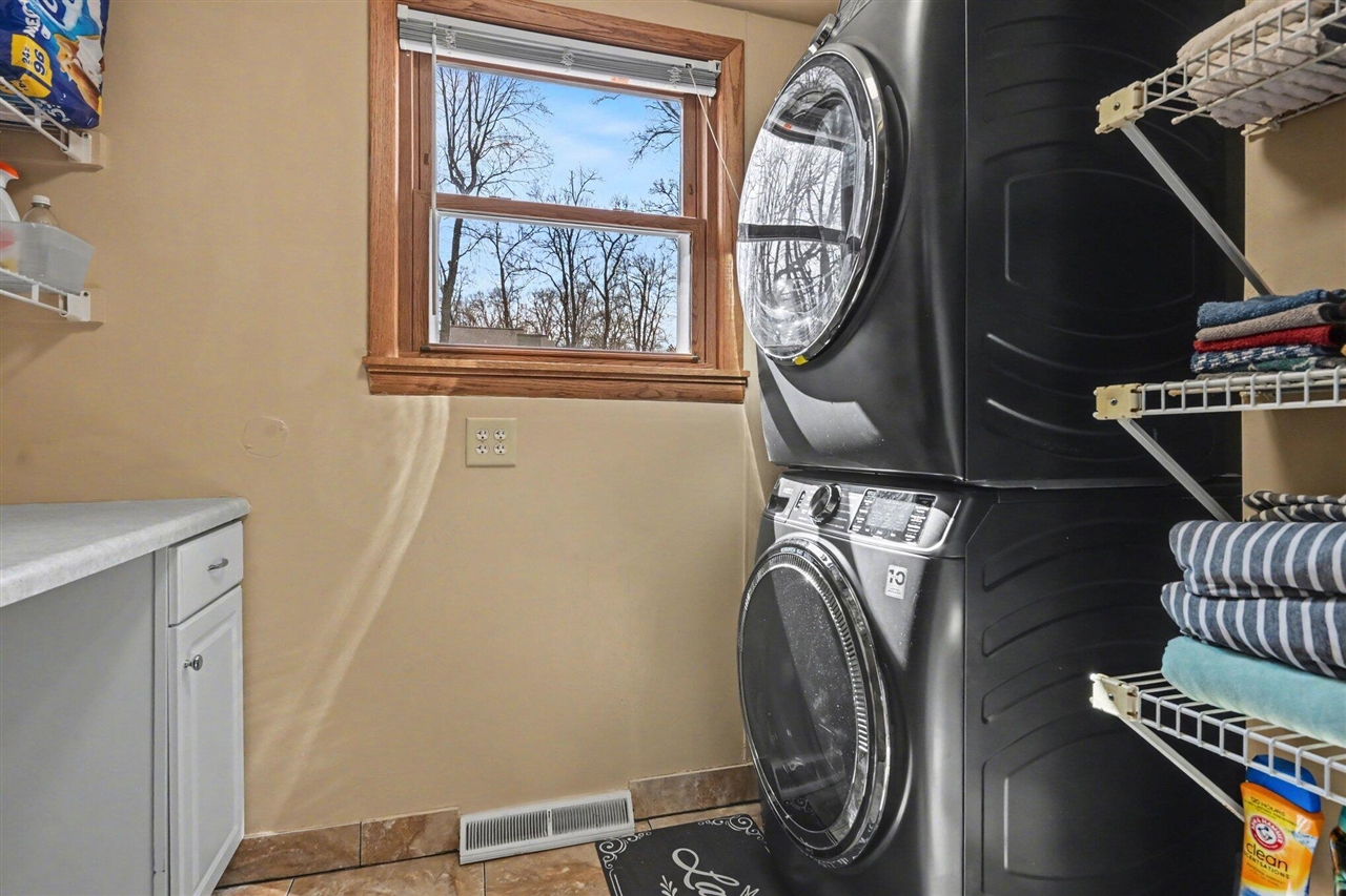 3121 Fleetwood Drive, Portage, MI, 49024-5606