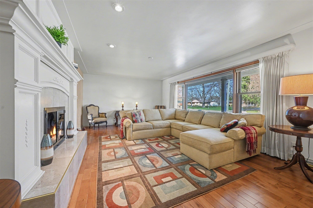 3121 Fleetwood Drive, Portage, MI, 49024-5606