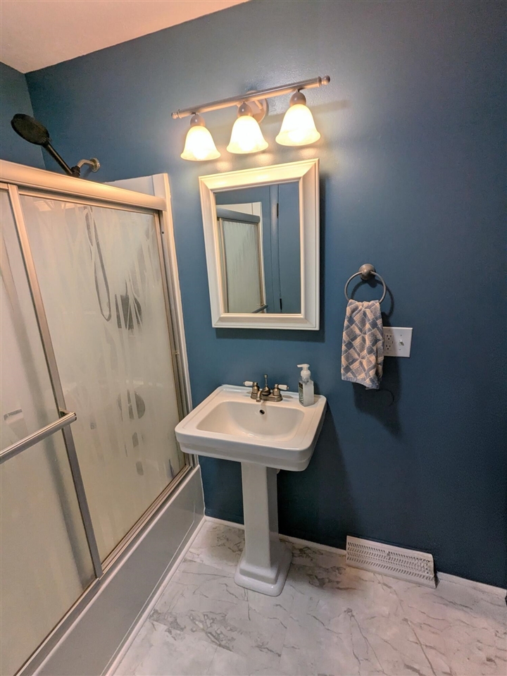 9800 Boyer Road, Charlotte, MI, 48813