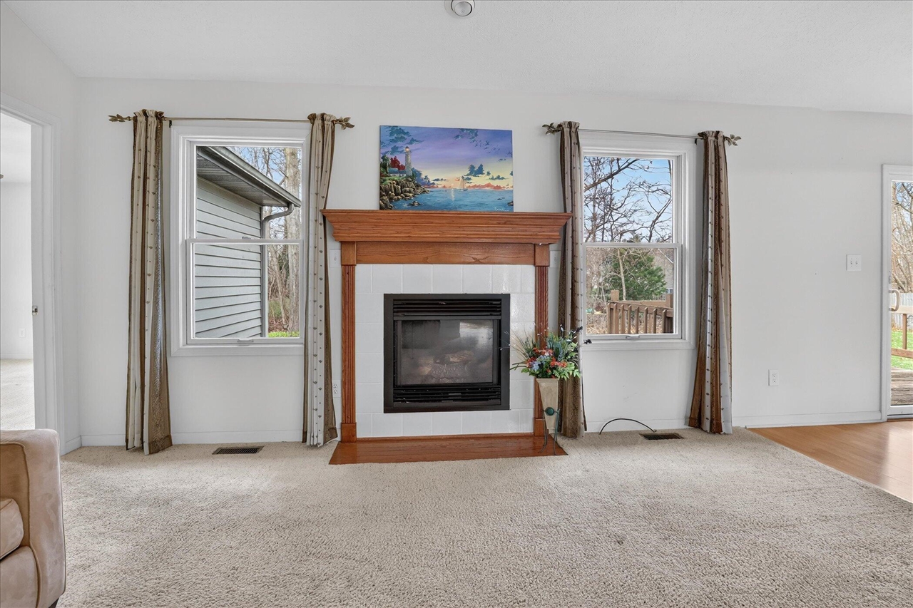 69756 Knottingham Lane, Edwardsburg, MI, 49112-8454